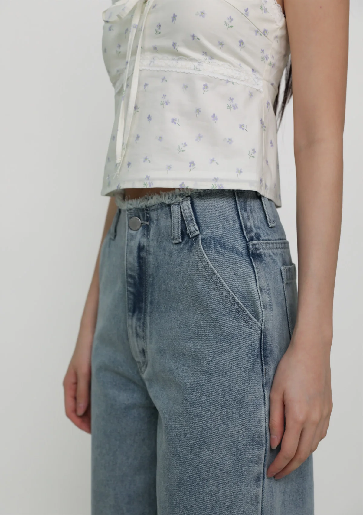 Luka Frayed Waist Denim Jeans - Image 4