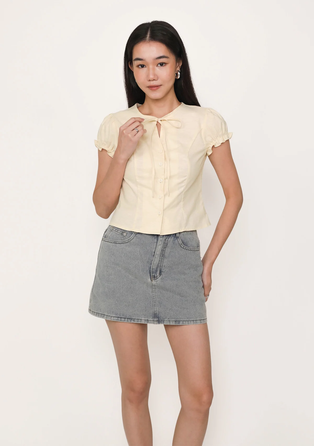 Lulu Puffy Sleeve Tie Front Top - Image 4