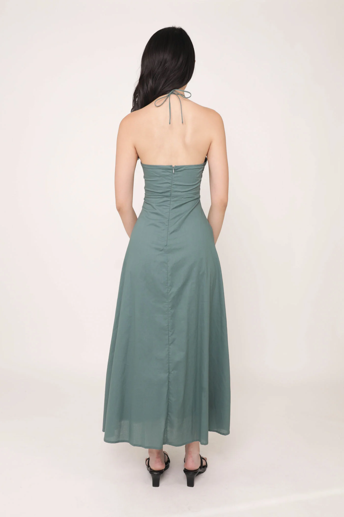 Meia Halter Ruched Padded Dress - Image 17