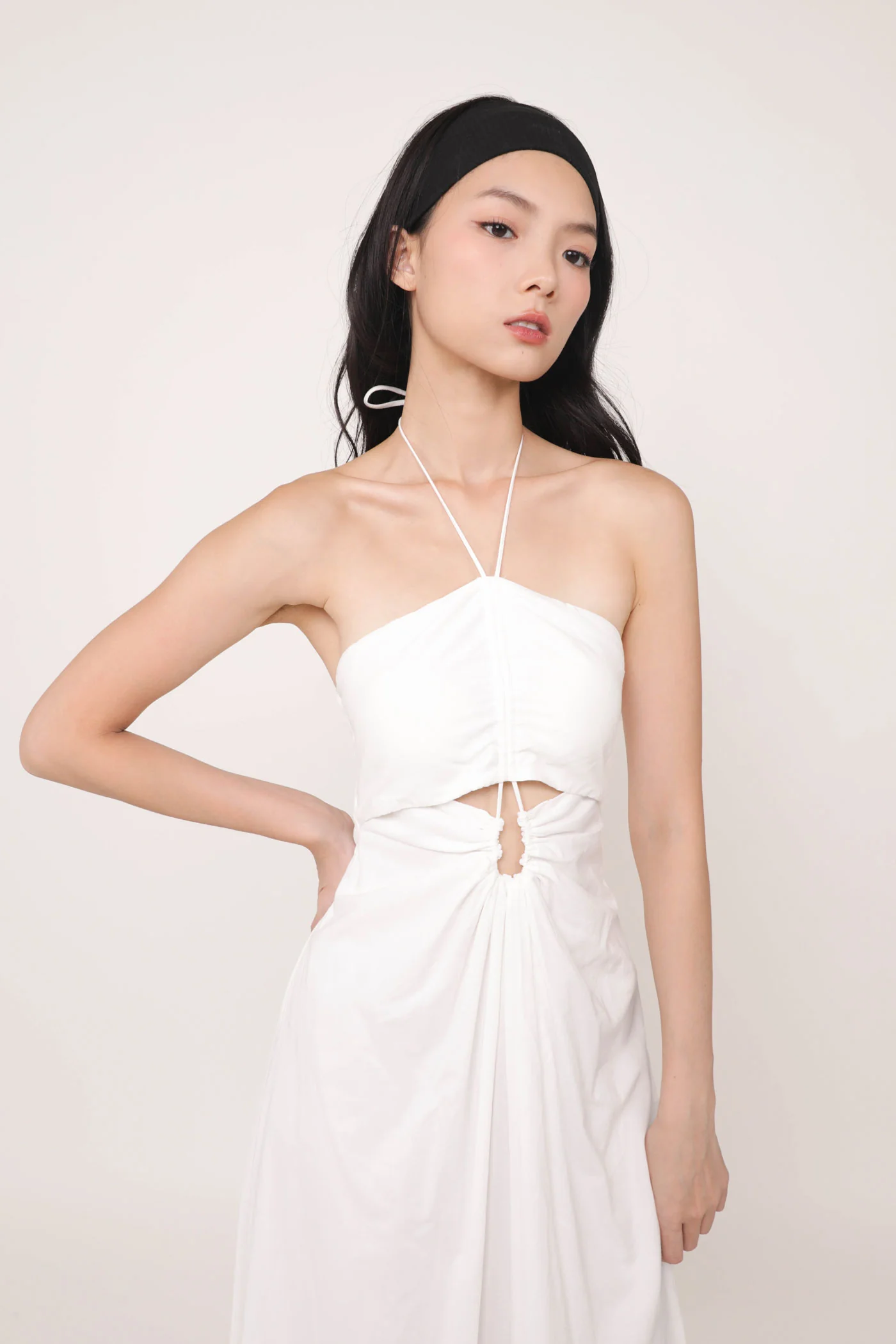 Meia Halter Ruched Padded Dress - Image 3