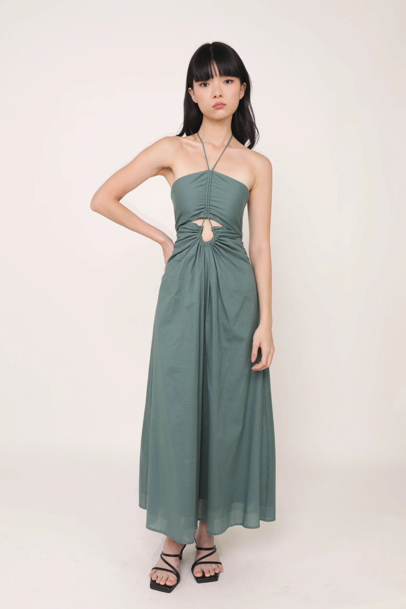 Meia Halter Ruched Padded Dress - Image 4