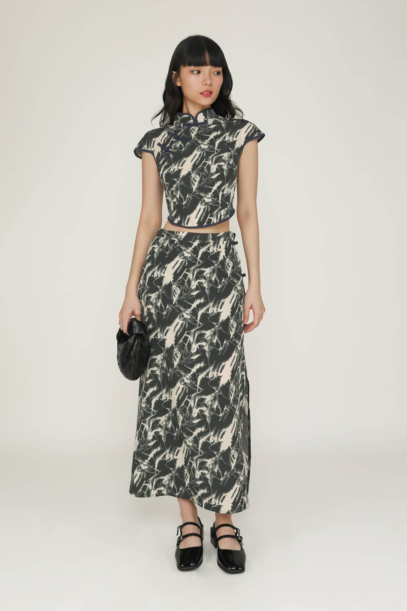 Ming Knotted Maxi Skirt - Image 13