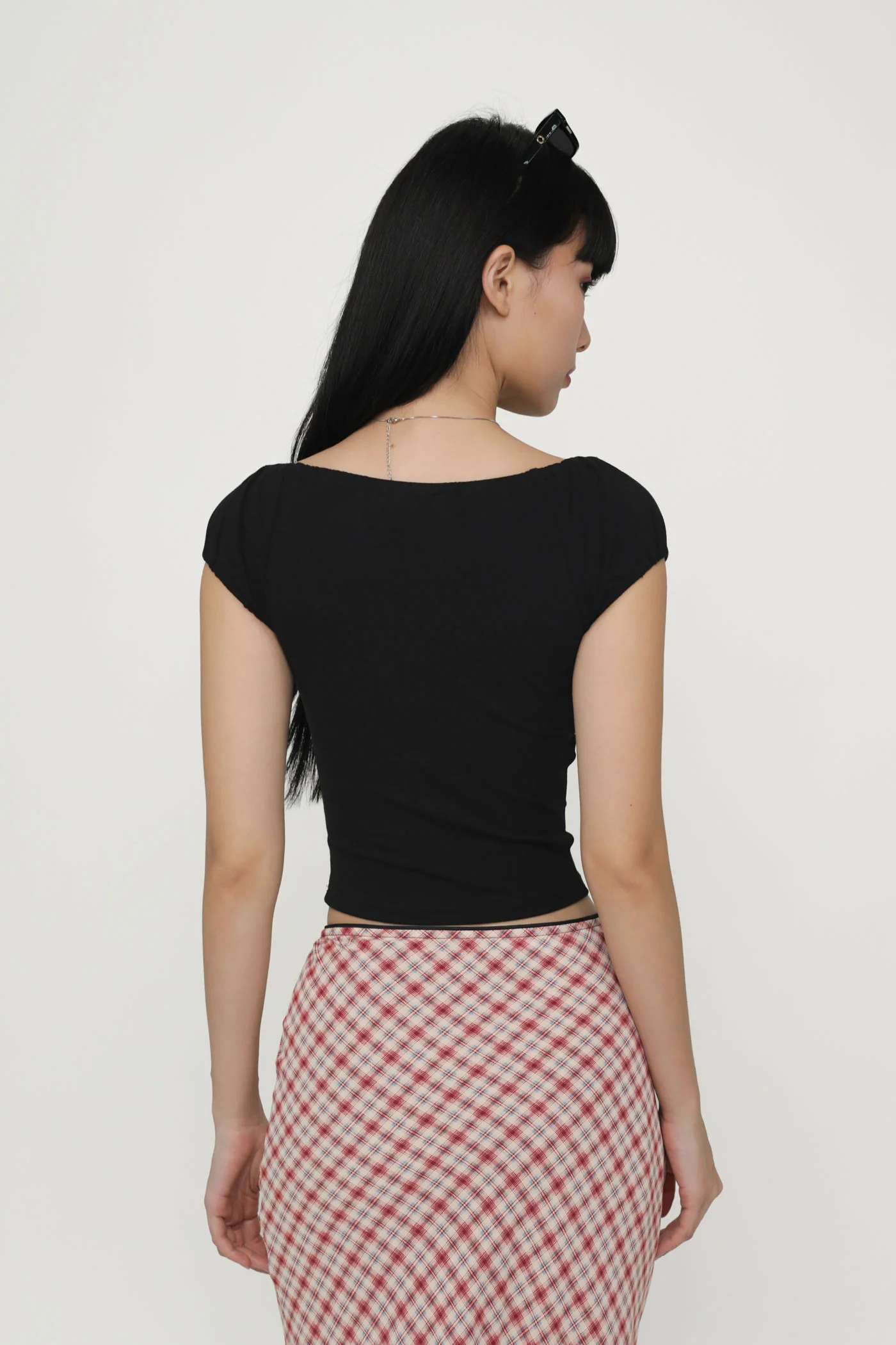 Pamela Ruched Basic Top - Image 7