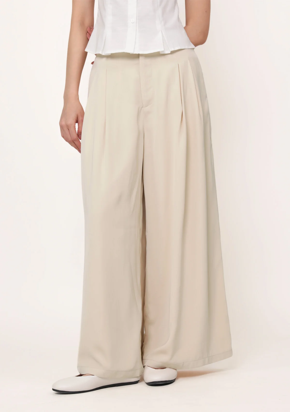 Mitchell Pleated Wide Leg Pants - Image 10