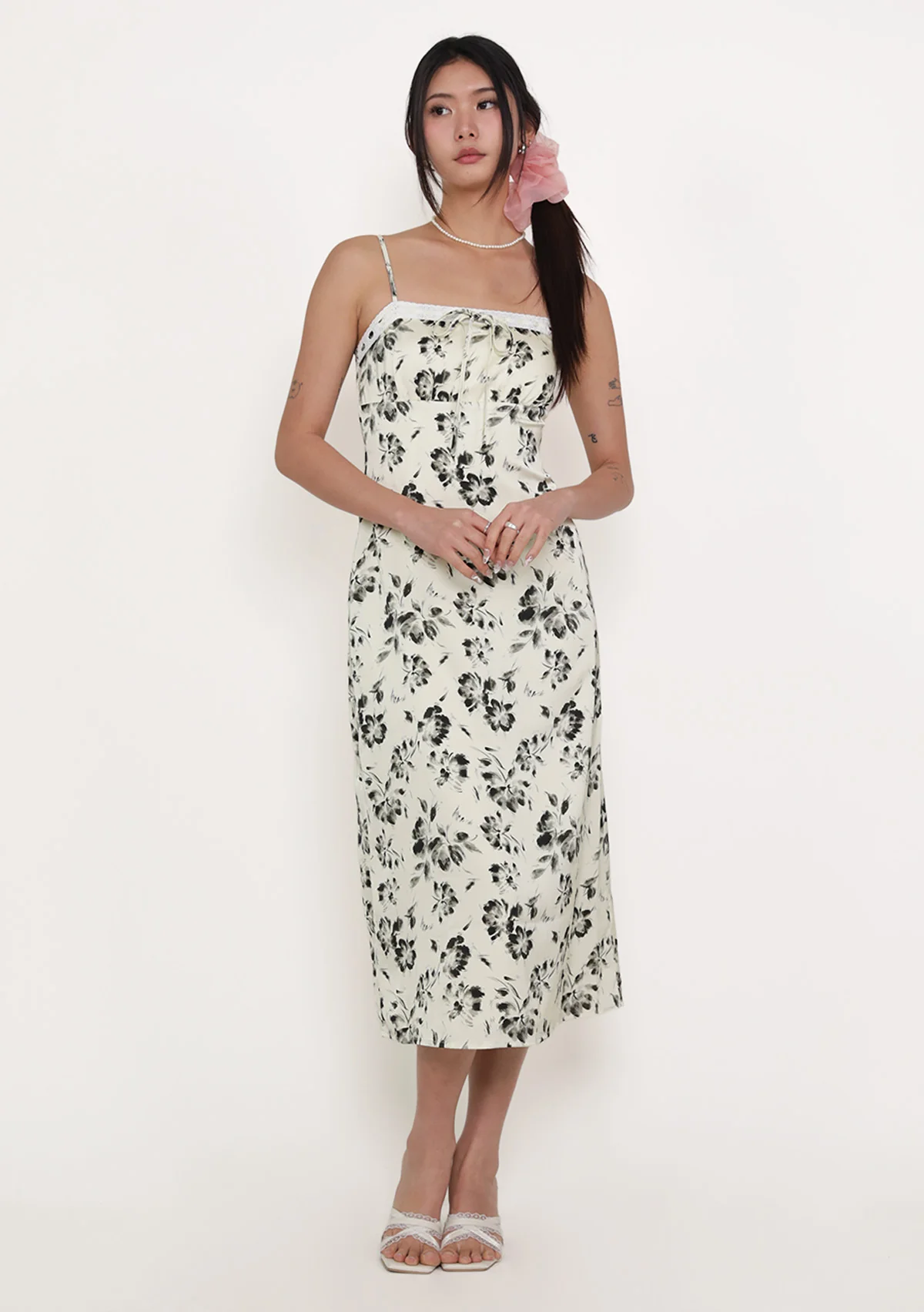 Phoebe Ribbon Padded Dress (Floral) - Image 5