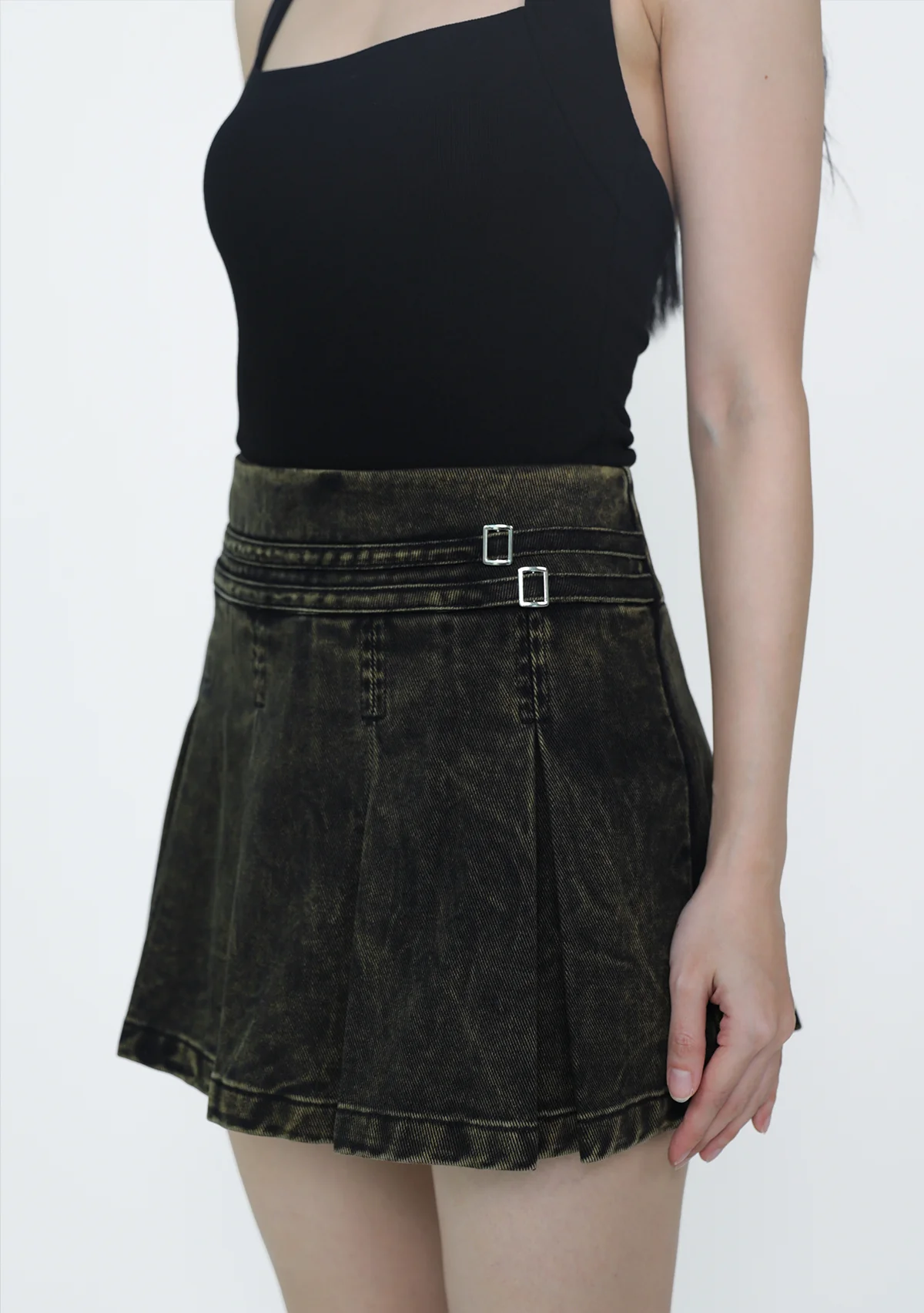 Skye Pleated Denim Skorts - Image 5