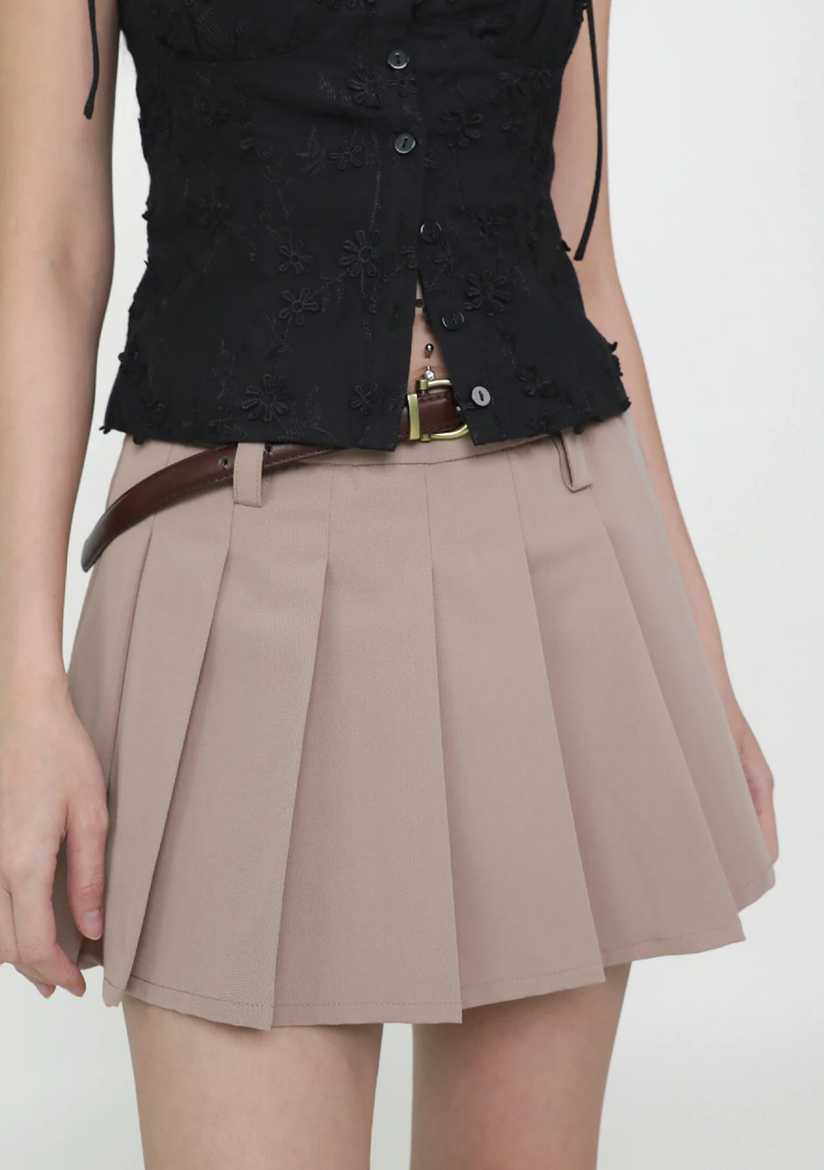 Braelyn Pleated Skorts - Image 6