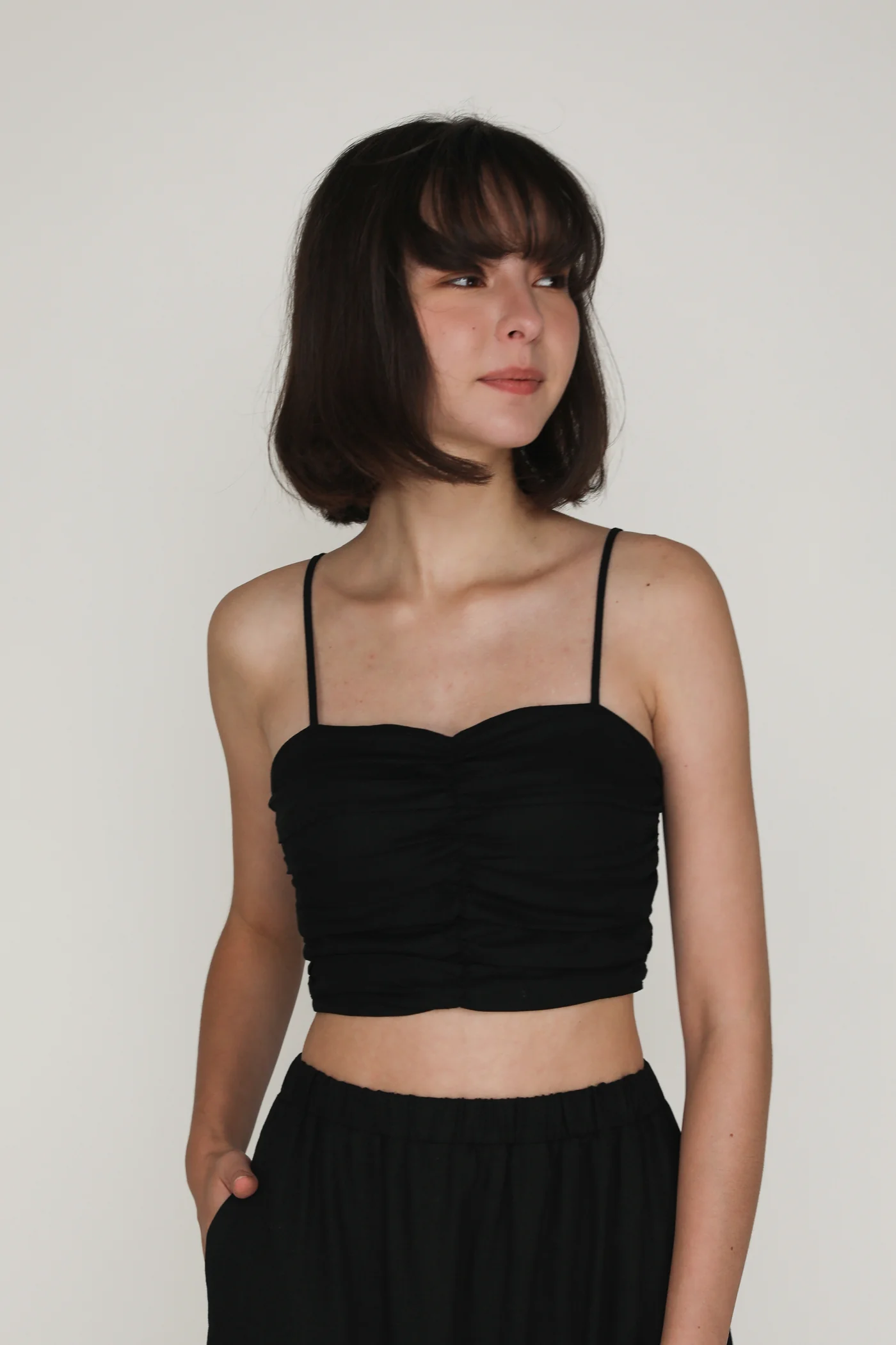 Polina Ruched Linen Crop Top - Image 10