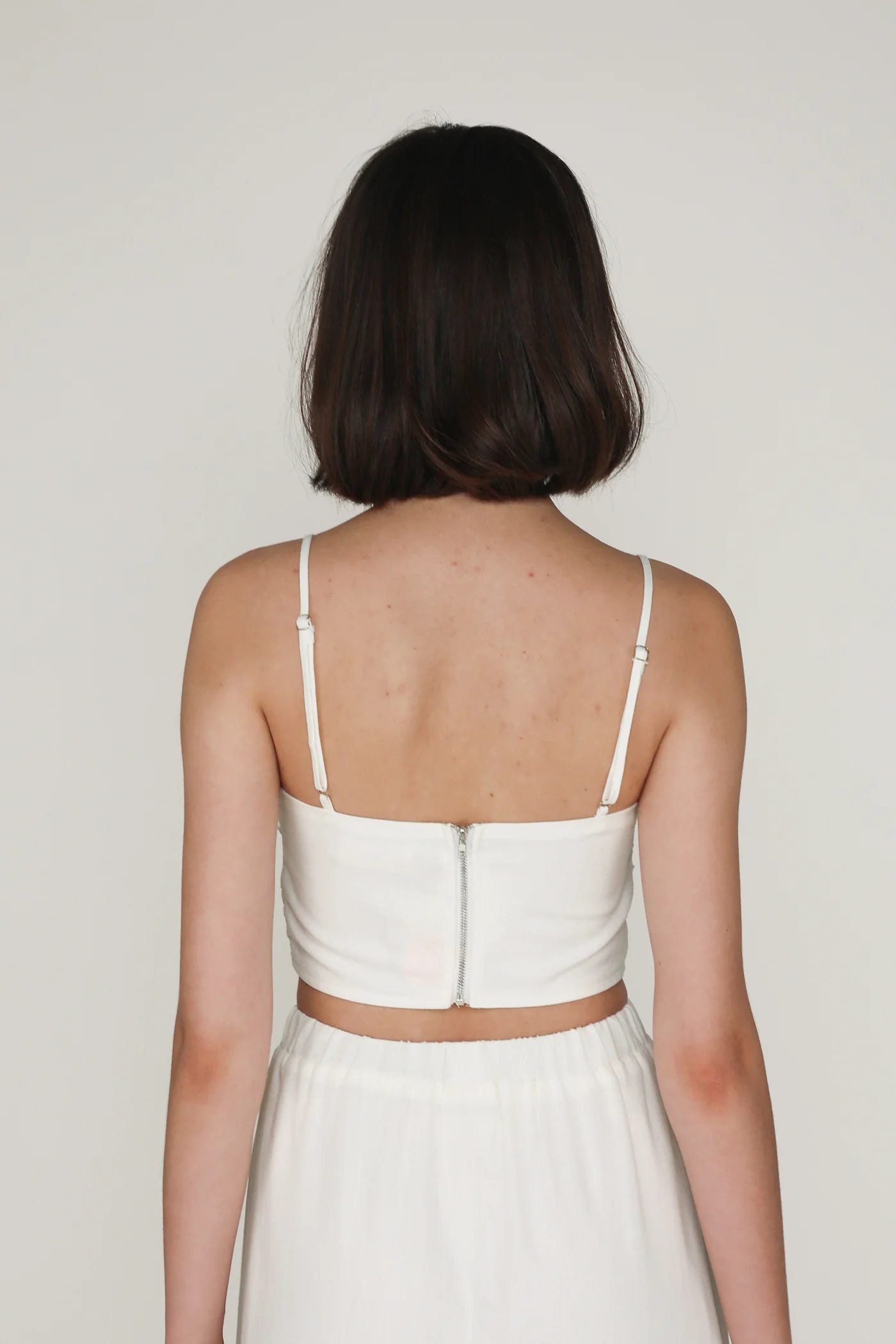 Polina Ruched Linen Crop Top - Image 7