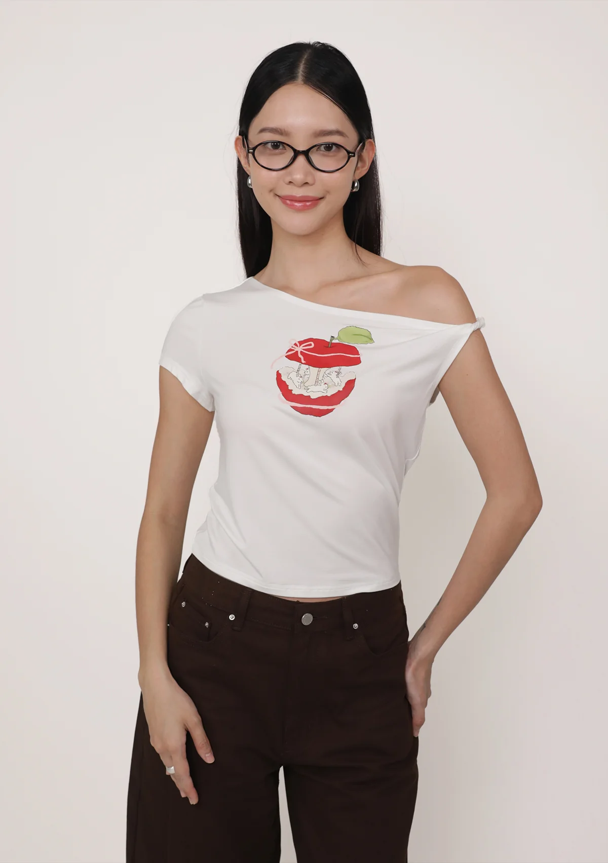 Pommy Bunny Off Shoulder Top - Image 4