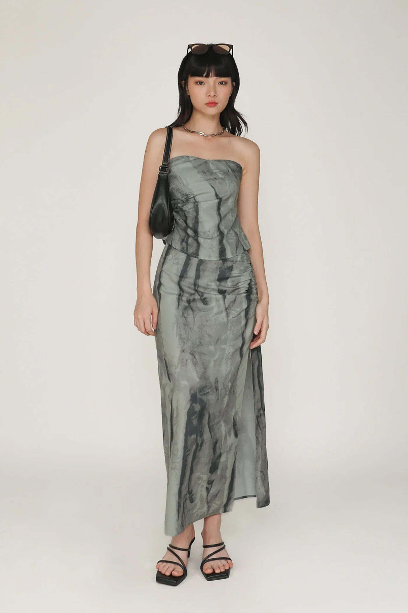 Regular Amina Ruched Side Maxi Skirt - Image 16