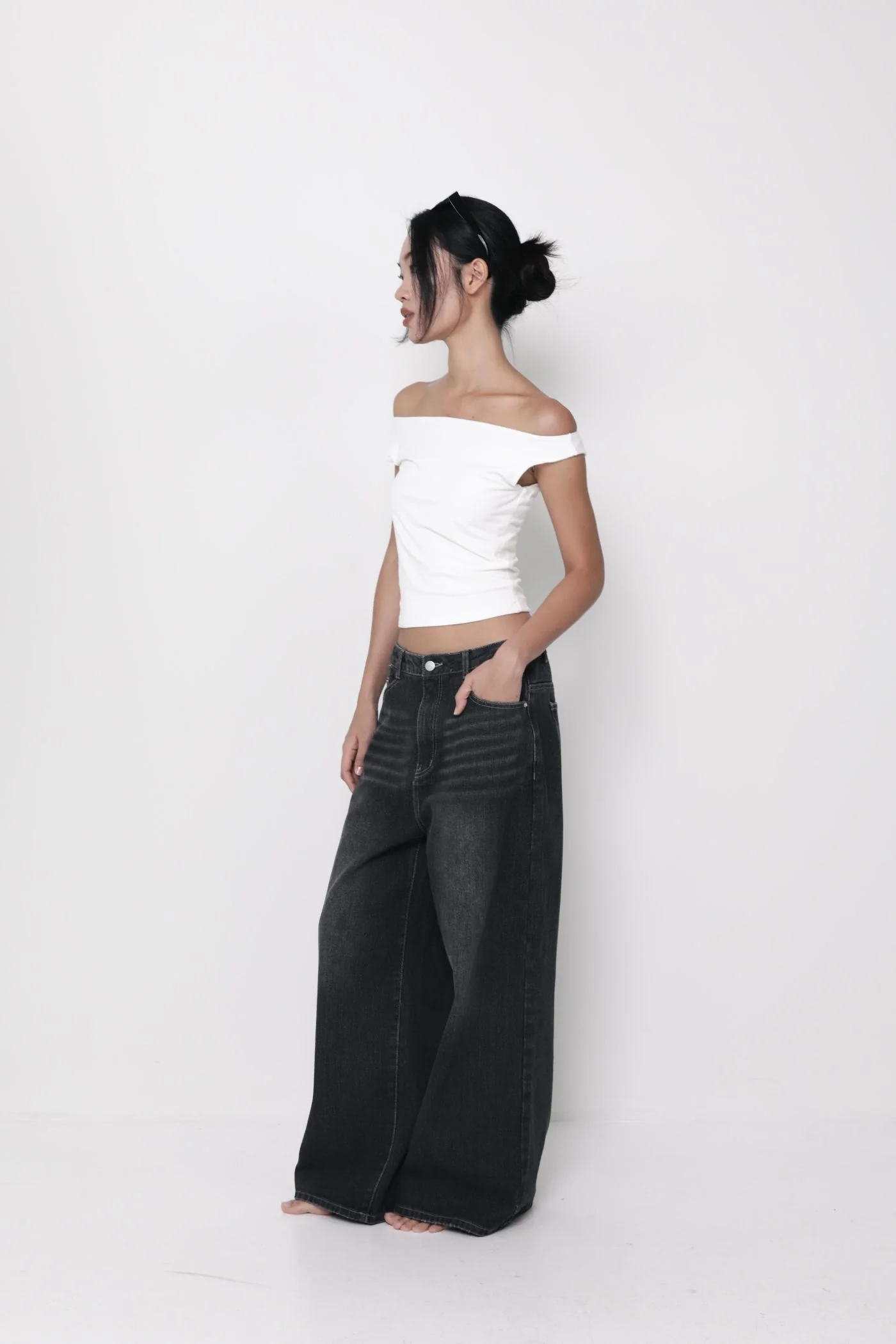 Regular Benjamin Wide Leg Denim Jeans - Image 4