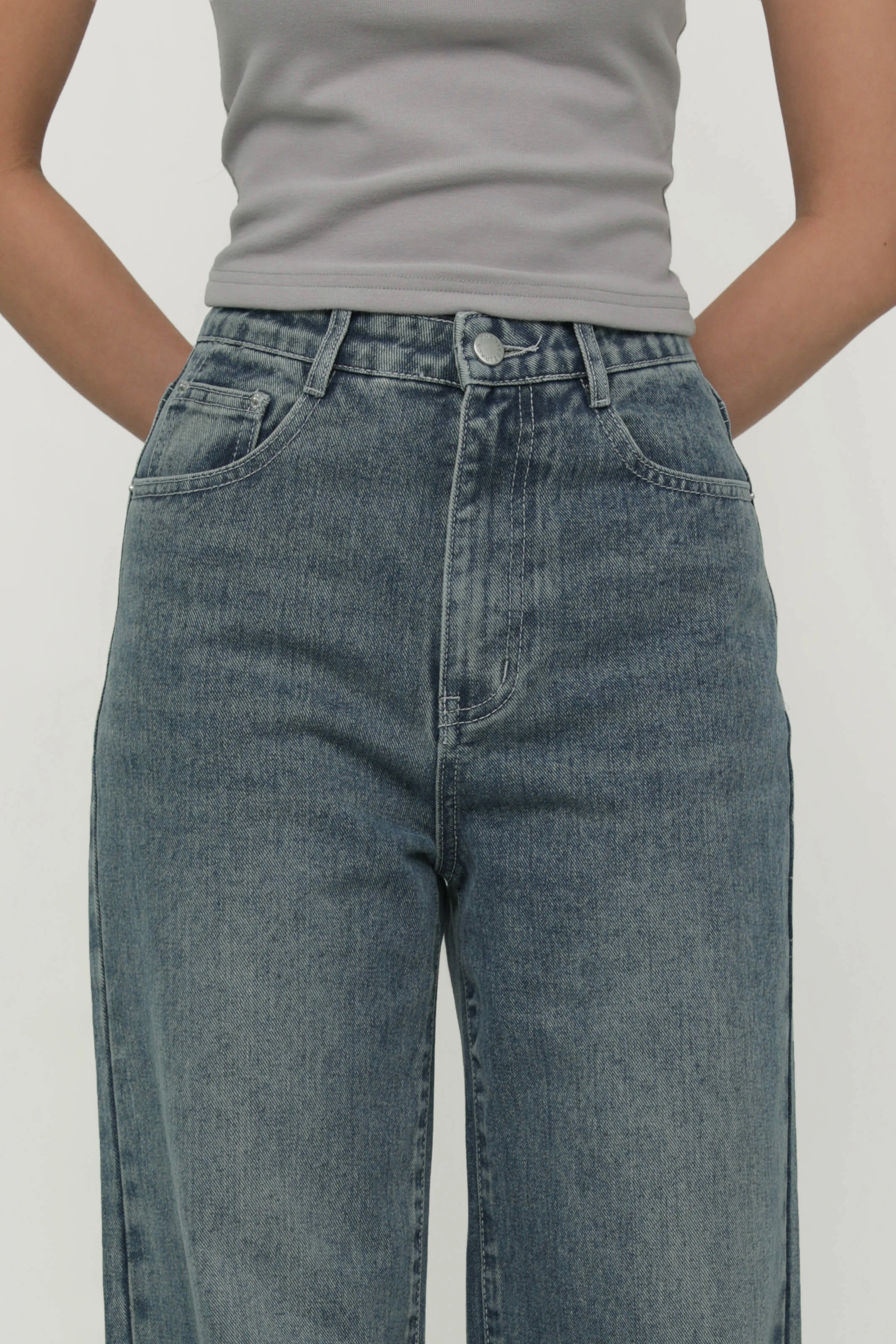 Regular Klaude Straight Leg Denim Jeans Version 2 - Image 32
