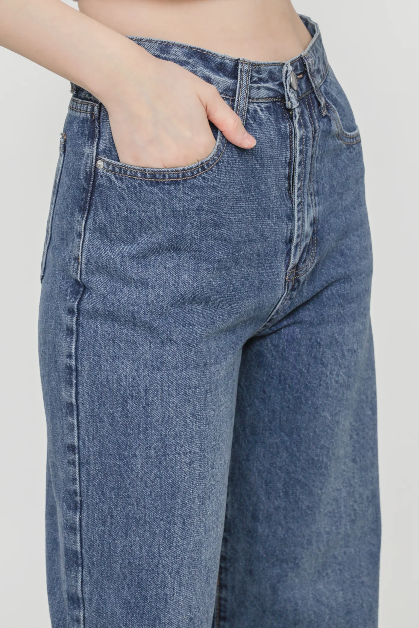 Regular Louise Frayed Hem Denim Jeans Version 1 - Image 6