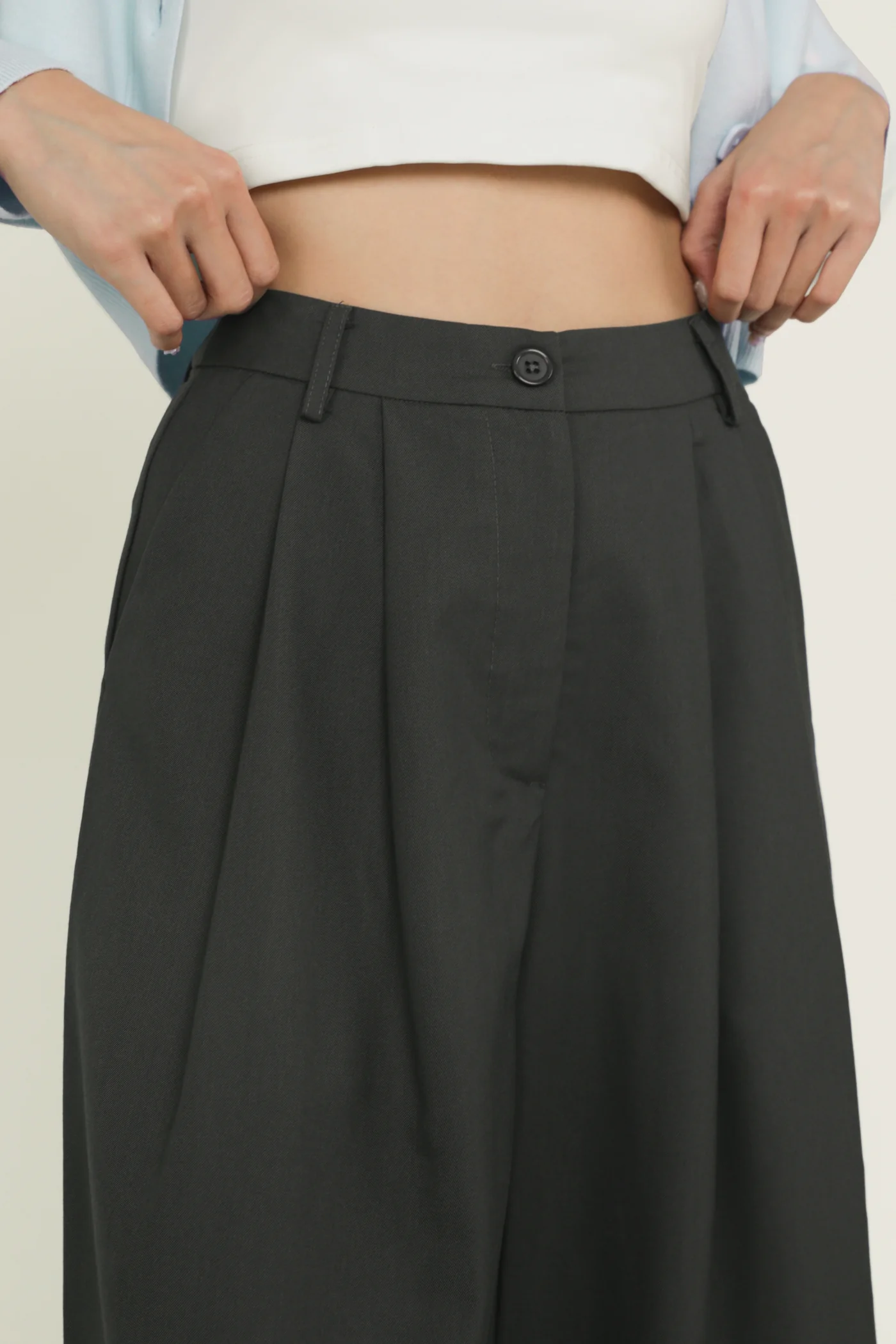 Regular Zena Tailored Pleated Pants - Image 21