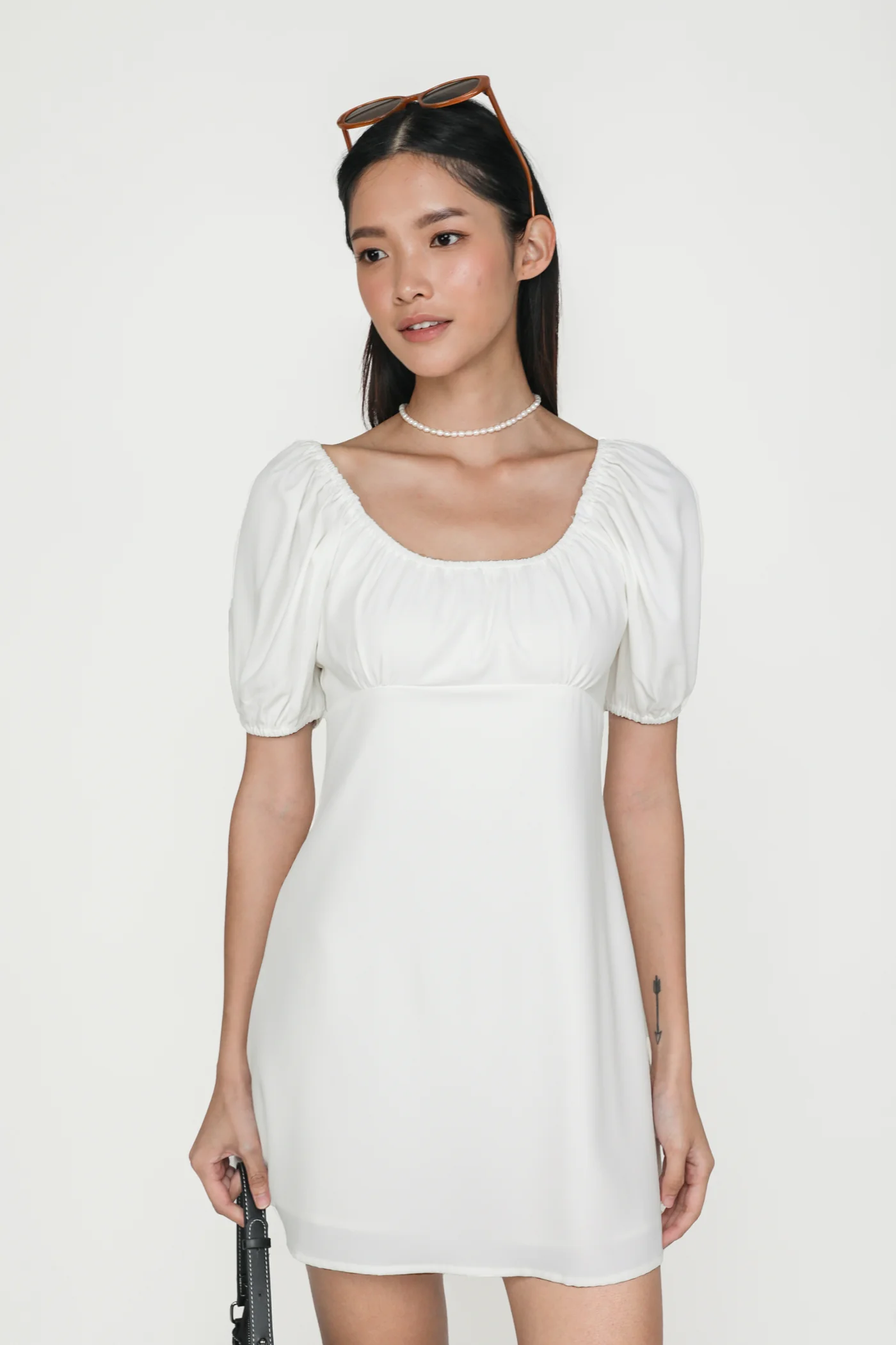 Rei Puffy Sleeve Dress - Image 7