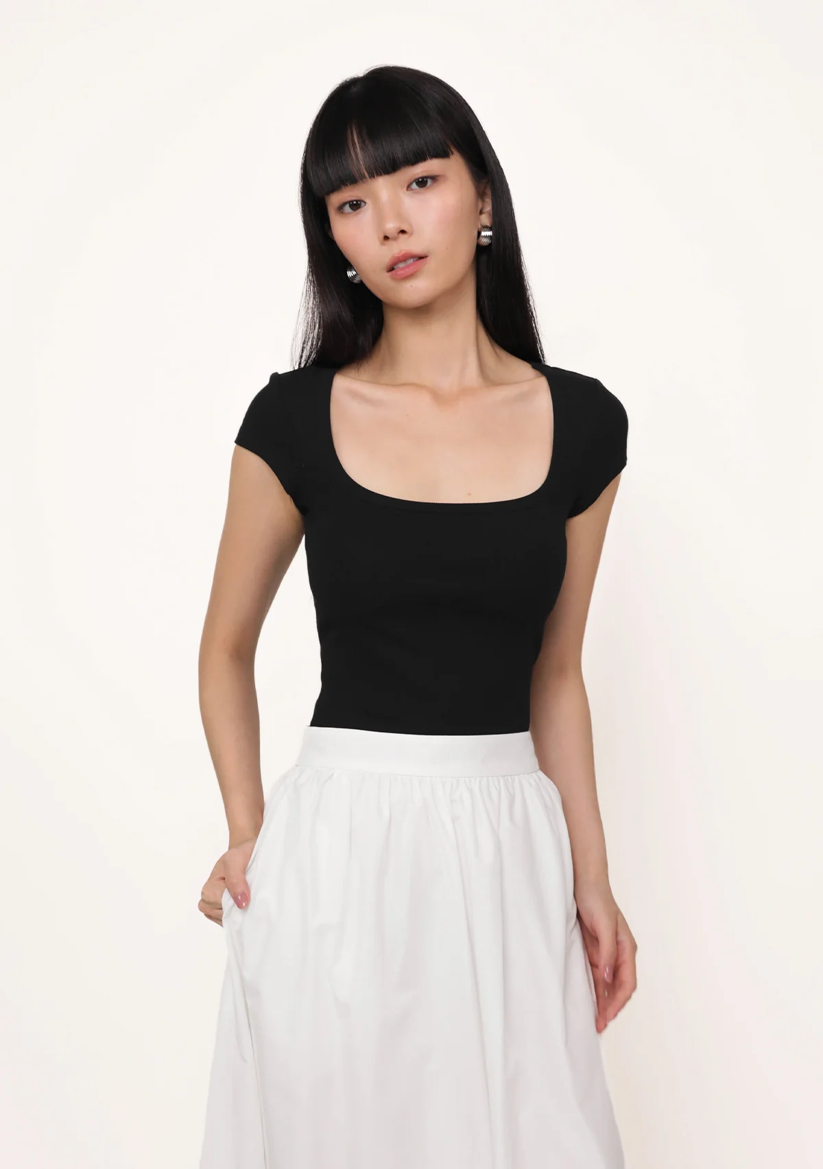 Renee Short Sleeve Padded Top - Image 15