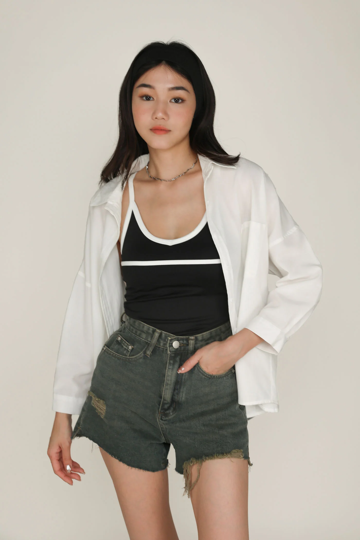 Robyn Contrast Padded Top - Image 9