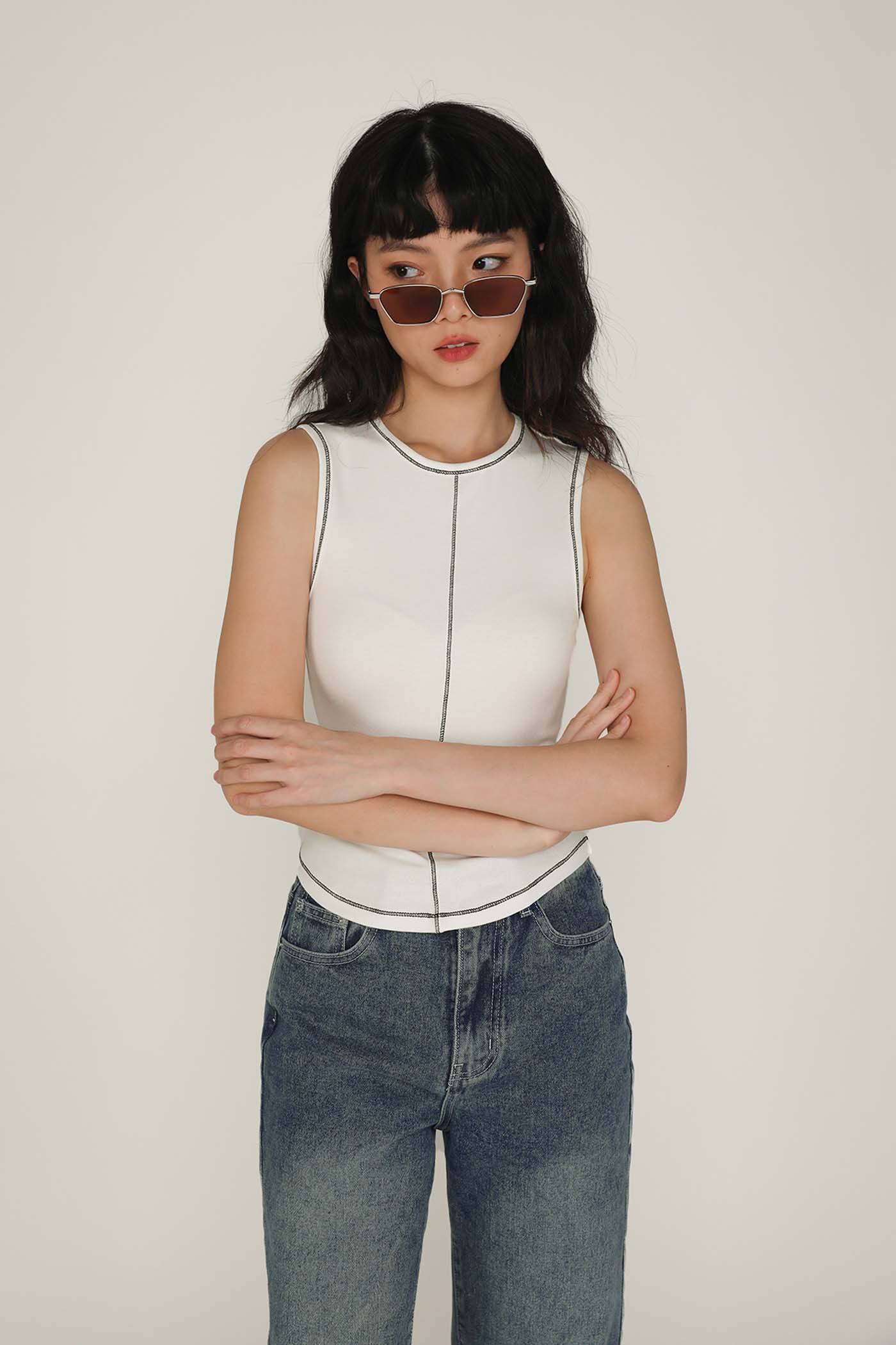 Rory Contrast Stitching Curved Hem Top Limited Edition - Image 14