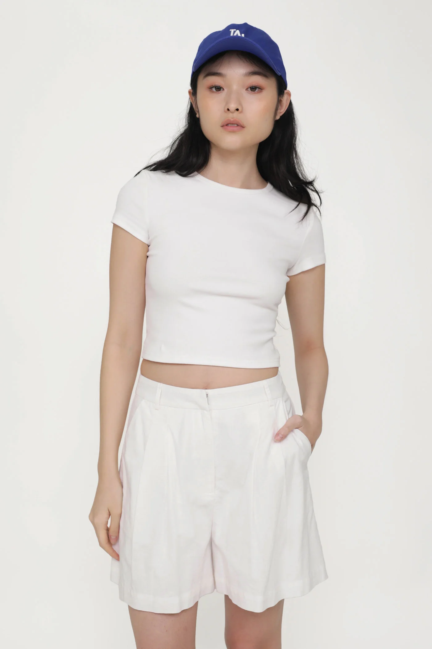 Rowley Longline Linen Shorts - Image 10