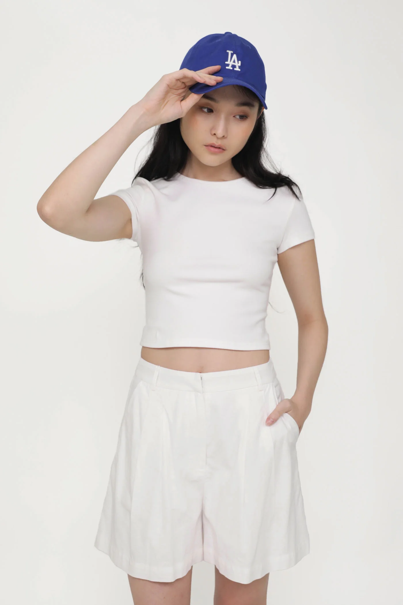 Rowley Longline Linen Shorts - Image 3