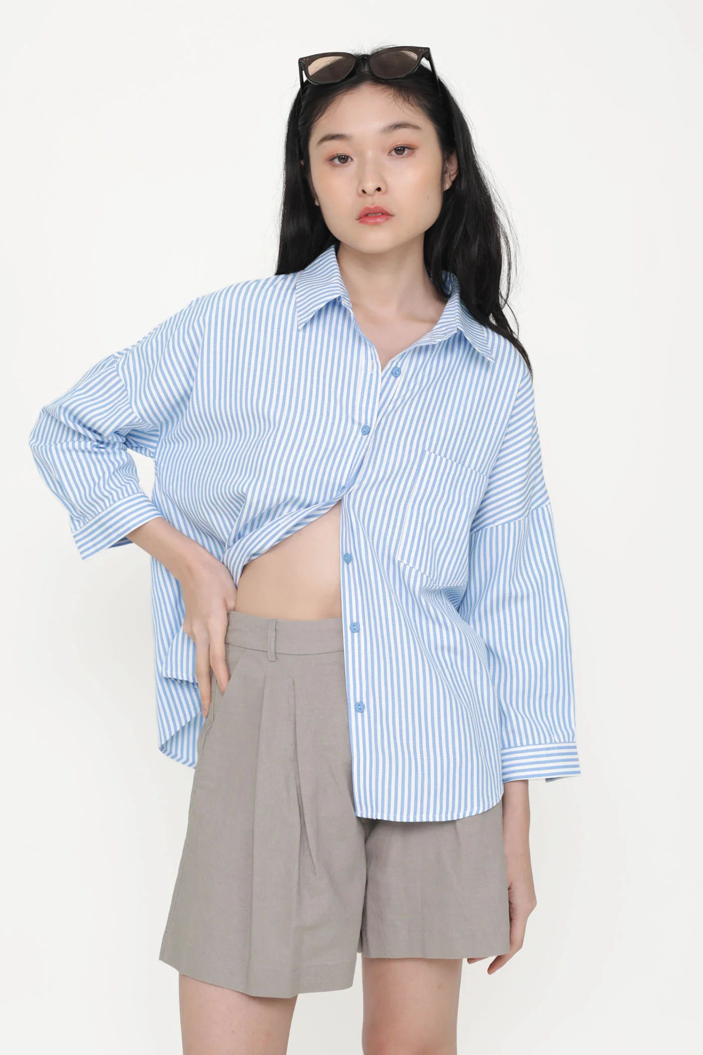 Rowley Longline Linen Shorts - Image 7