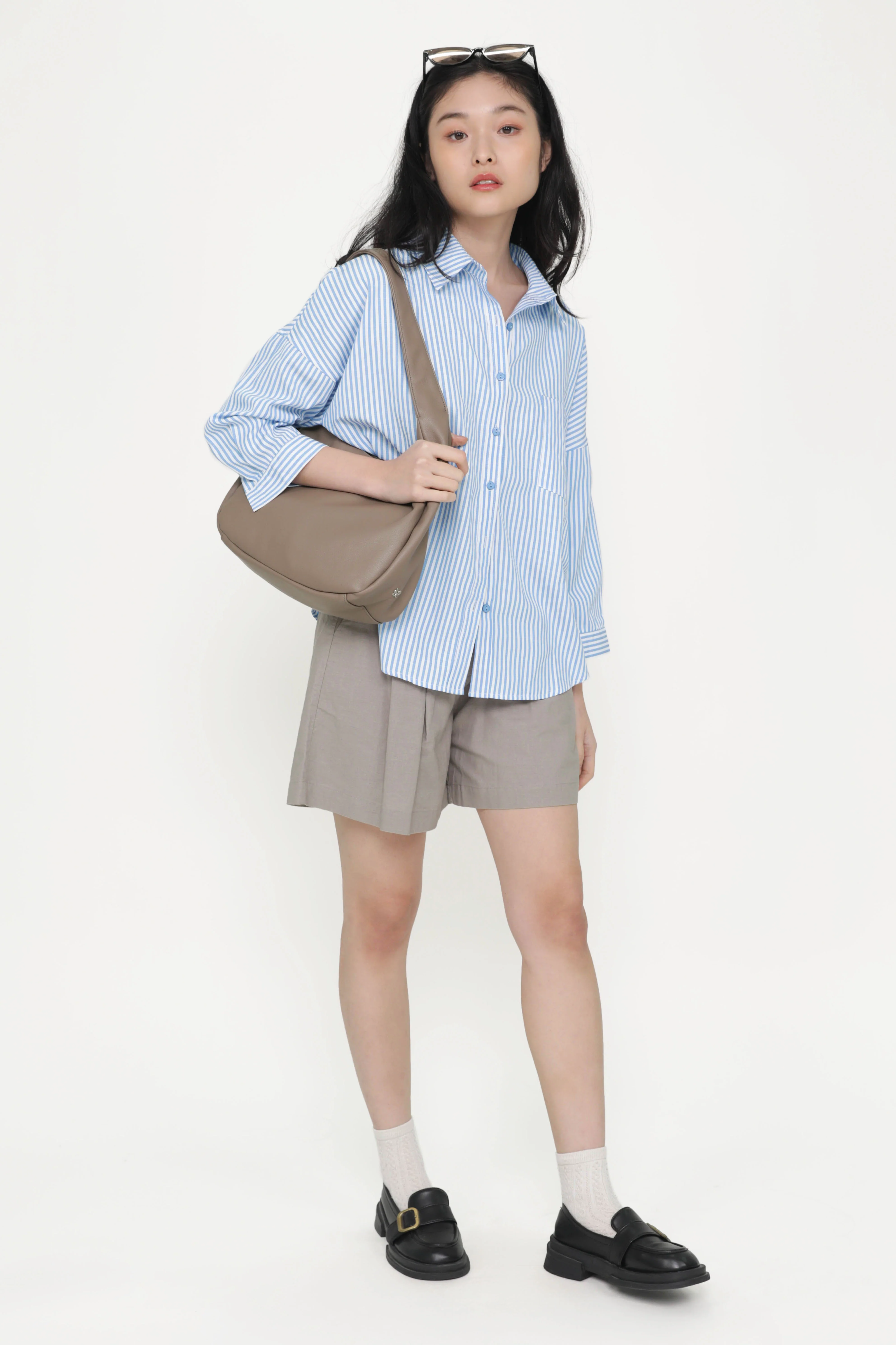 Rowley Longline Linen Shorts - Image 8