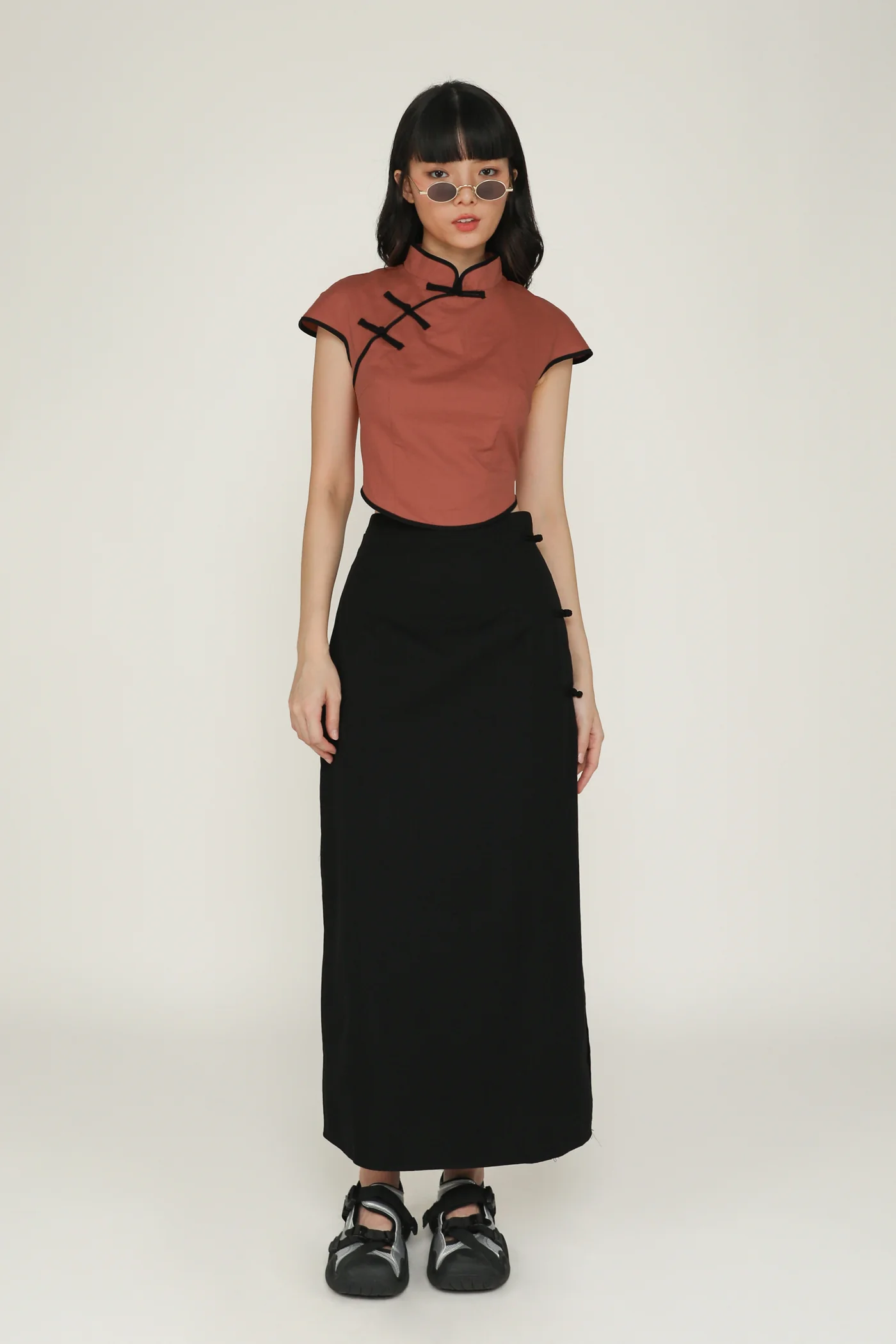 Rui Qipao Curved Hem Top - Image 32