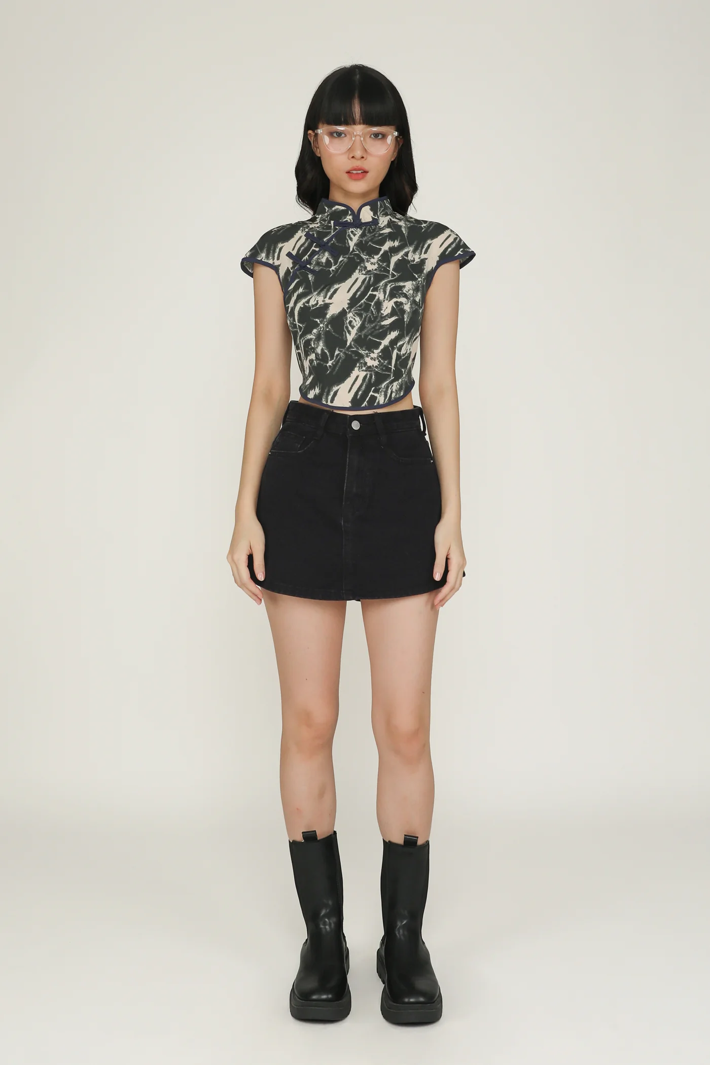 Rui Qipao Curved Hem Top - Image 9