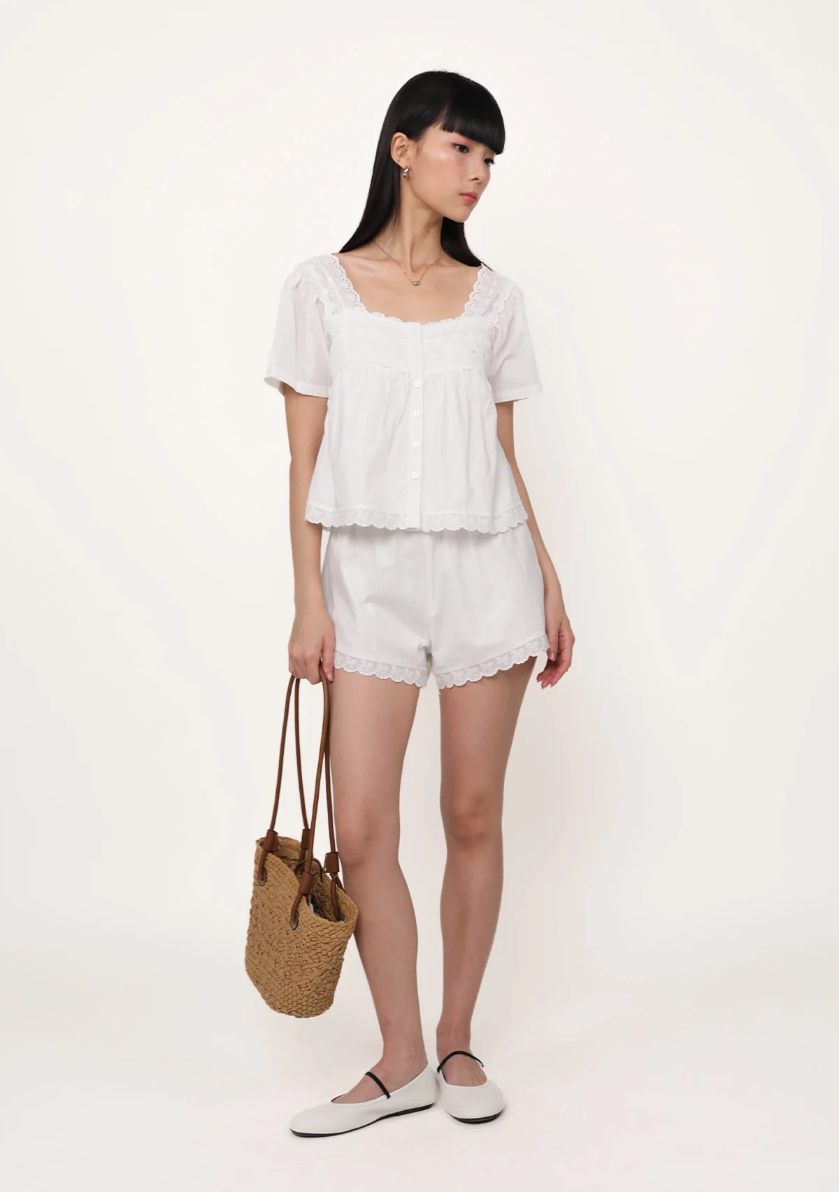 Savina Lace Trim Shorts (Ribbon Embroidery) - Image 4