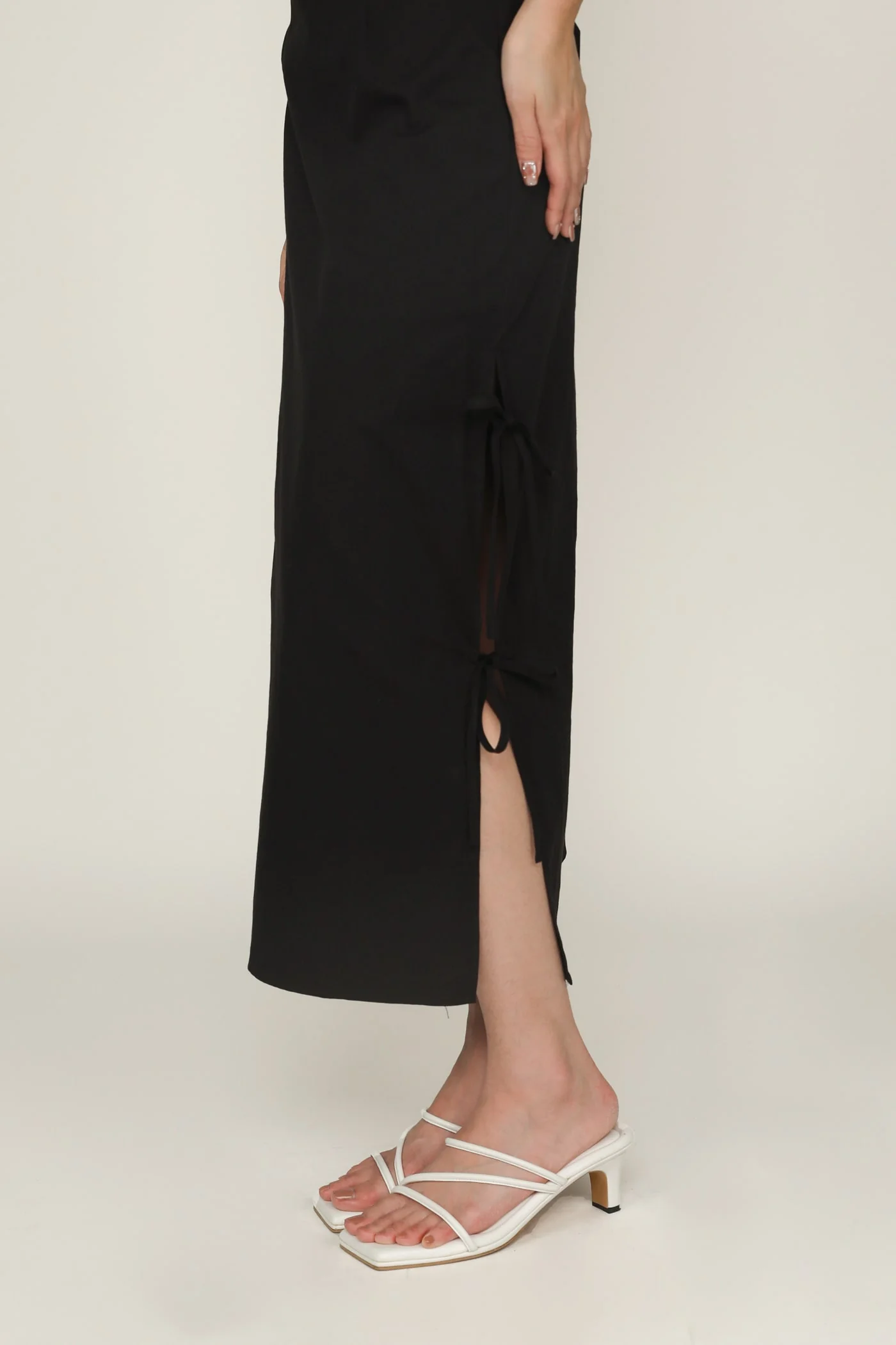 Valentia Ribbon Midi Skirt - Image 18
