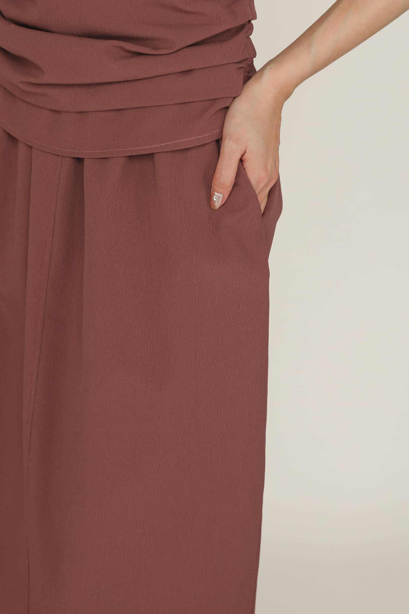 Valerie Textured Maxi Skirt - Image 14
