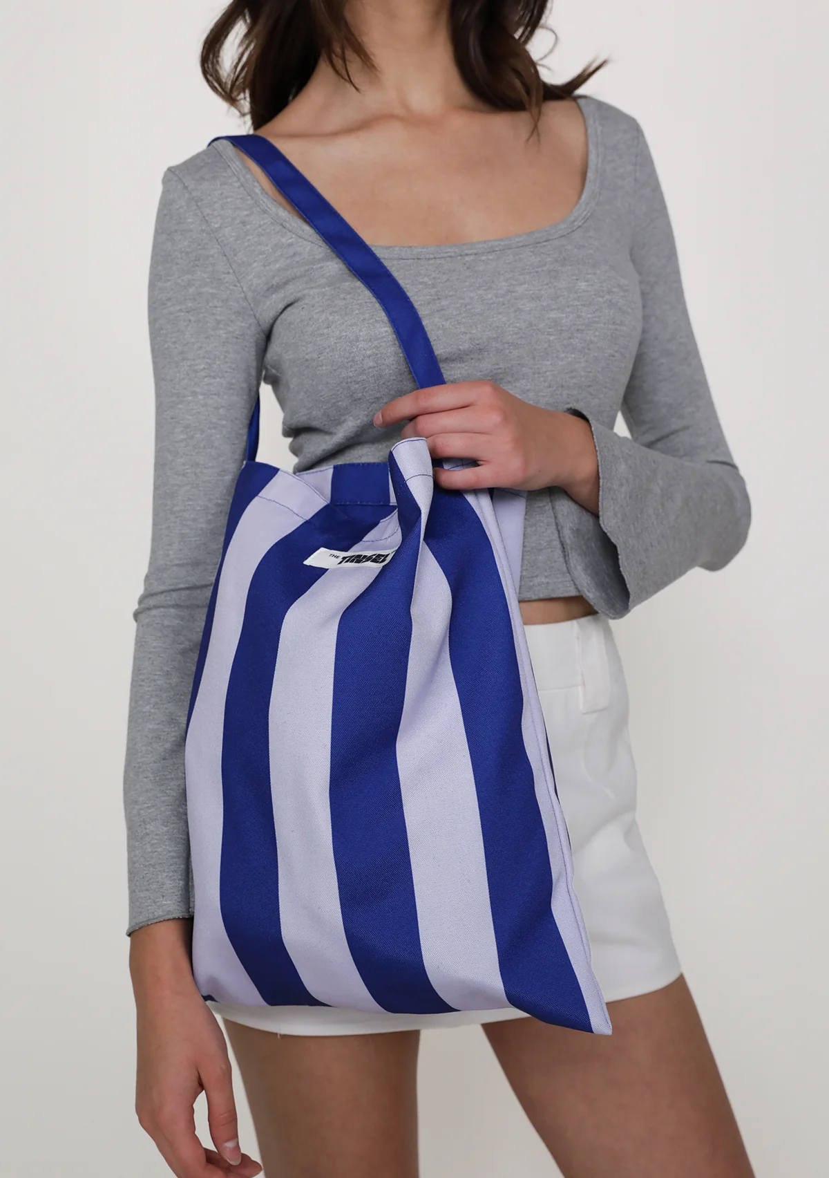 STORE EXCLUSIVE Weekender Tote Bag (Striped) - Image 8