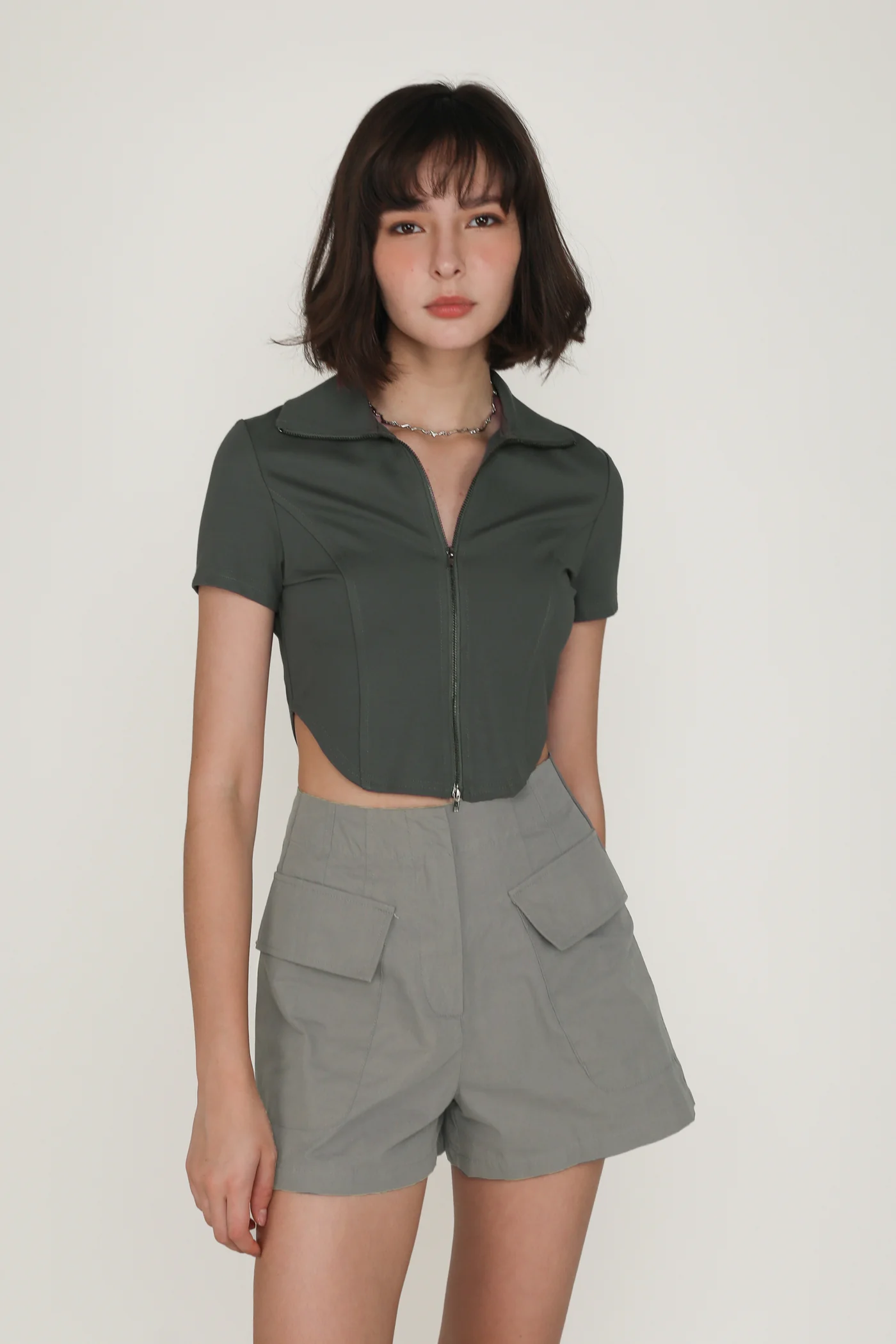 Yana Cargo Shorts - Image 3