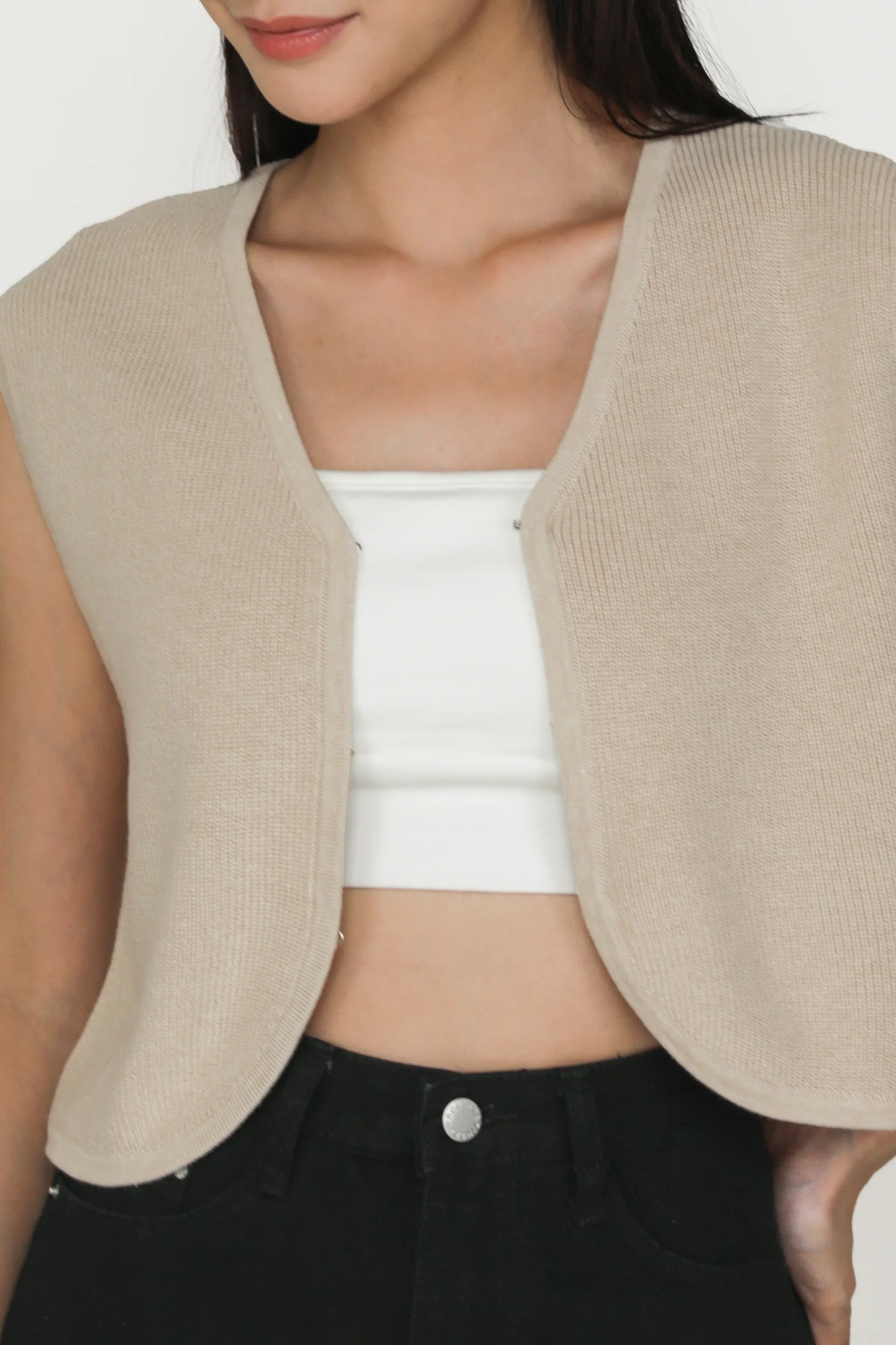 Yuki Knit Vest Top - Image 3