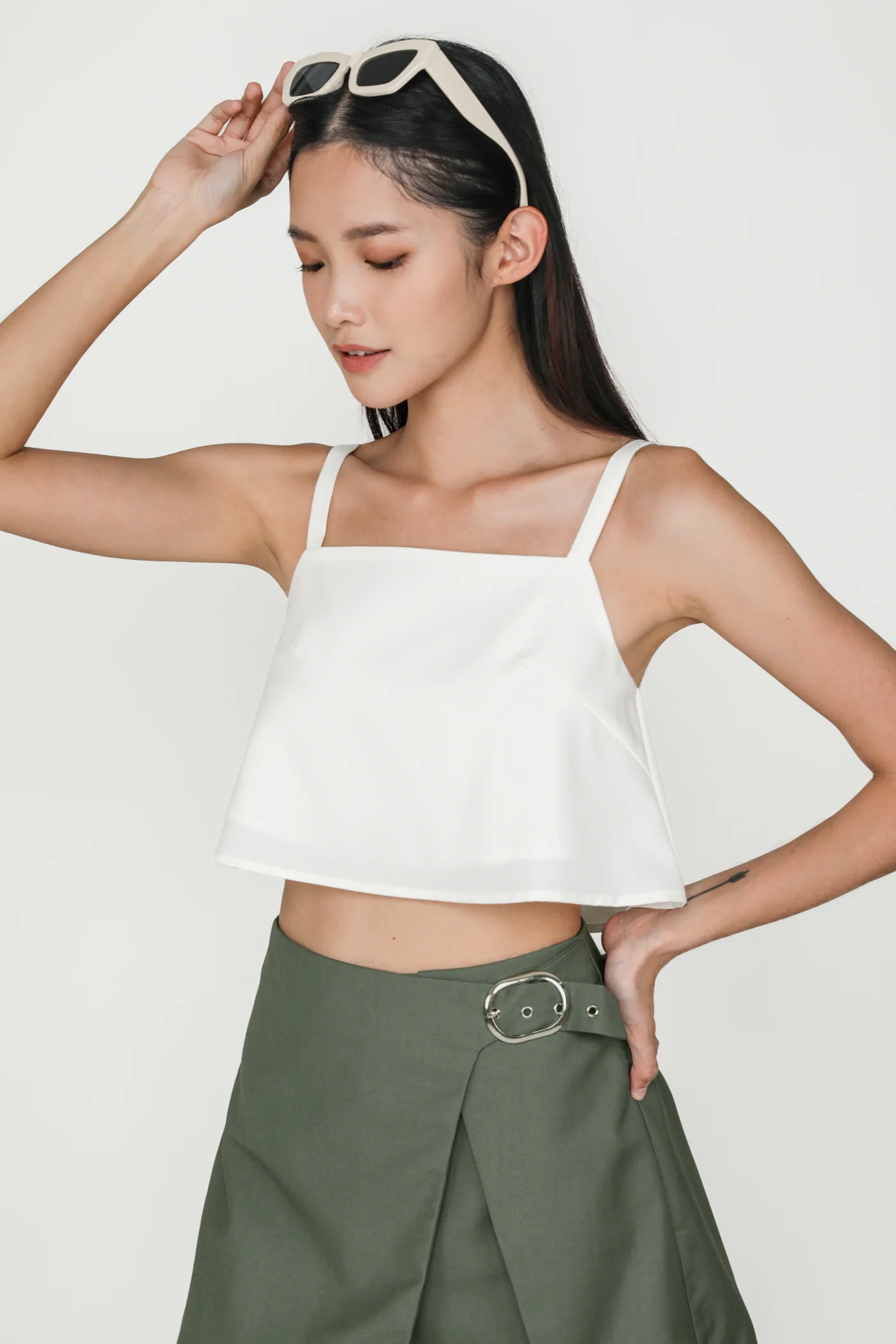 Zoey Basic Flare Crop Top - Image 12