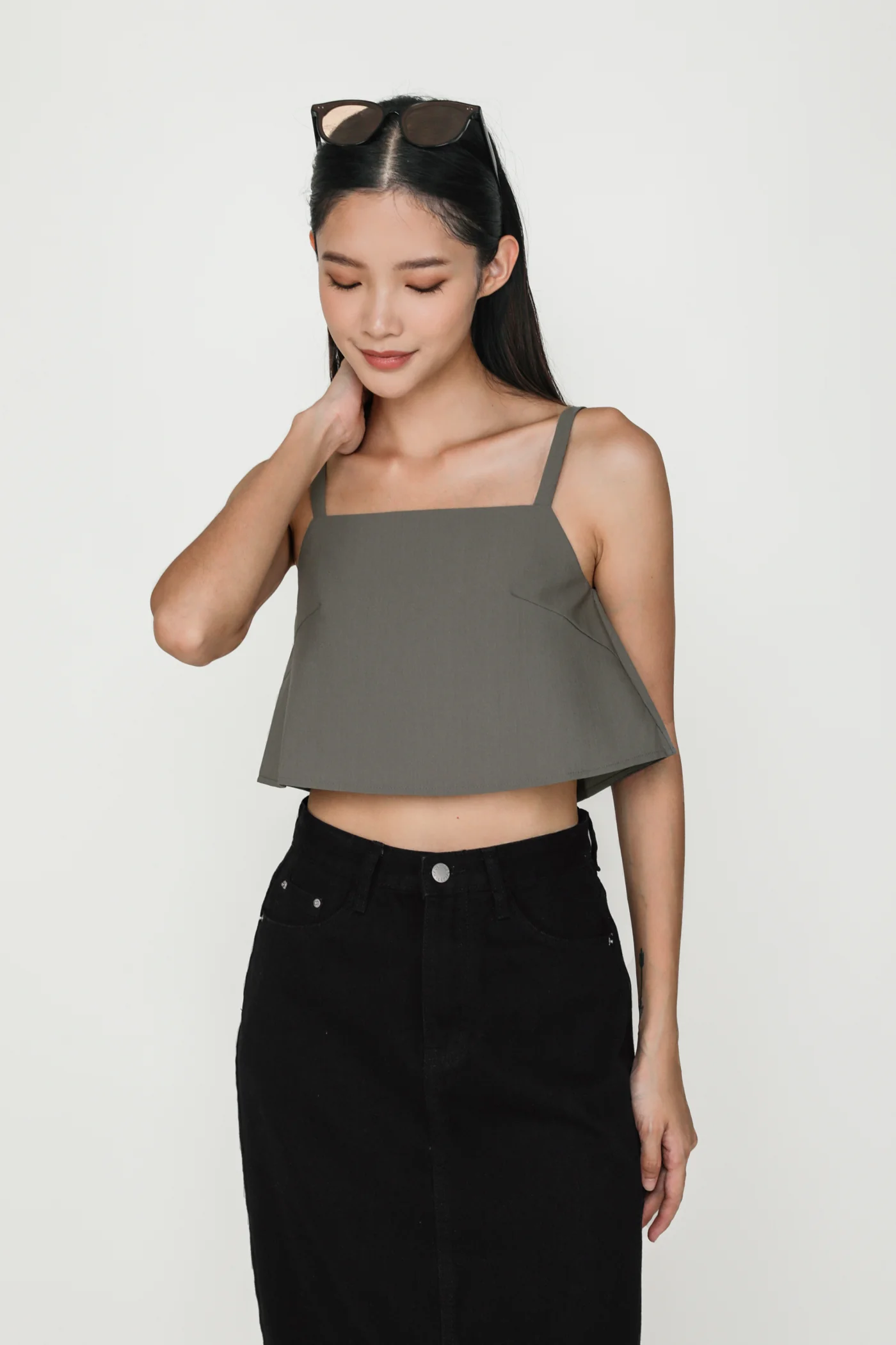 Zoey Basic Flare Crop Top - Image 3